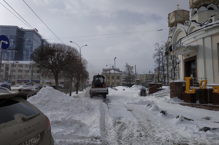 В Екатеринбурге усилят борьбу с последствиями снегопадов