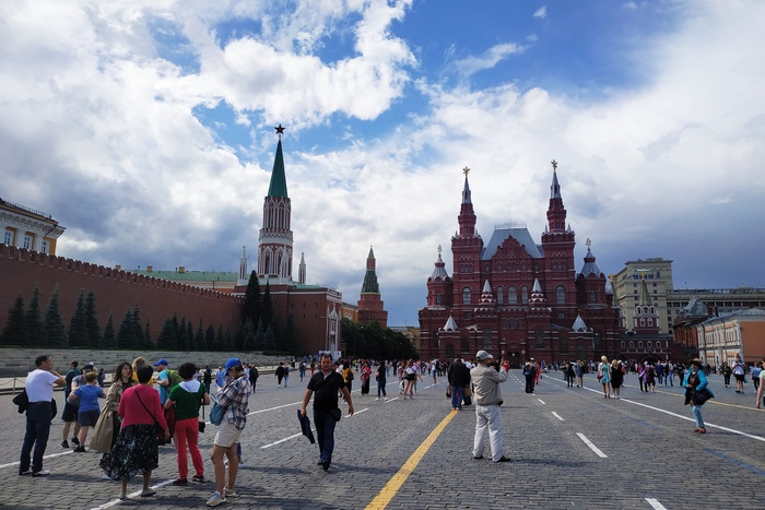 С 9 июня в Москве отменяют режим самоизоляции, пропуска и график прогулок
