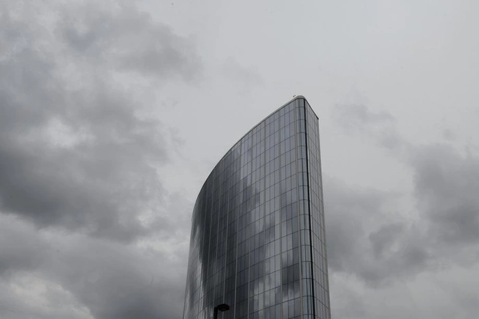 Производство стекла для строительства в России упало на 30%