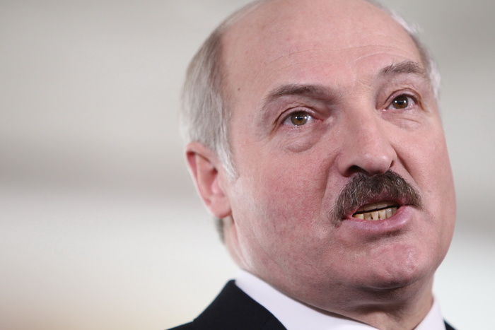 Лукашенко: в Белоруссии за год-два создадут собственное производство автомобилей
