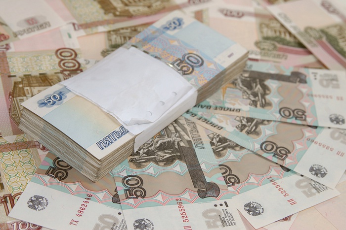 Напавшие на инкассаторов в Москве украли около миллиона рублей