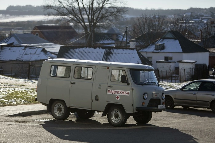Ученика токаря на заводе затянуло в станок в Серове