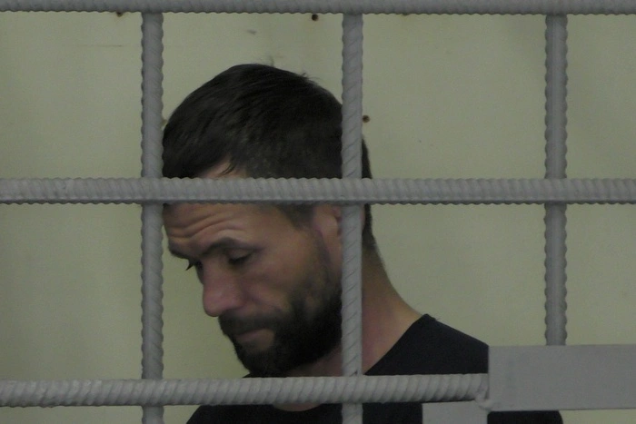 Полиция Нижнего Тагила показала рецидивиста, напавшего на женщину 9 марта