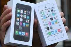 В России сложился дефицит новых iPhone