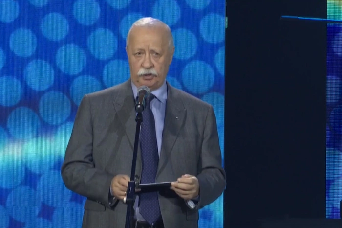 Что будет с квартирами и машинами, которые не заберут победители викторины «Опорный край»?