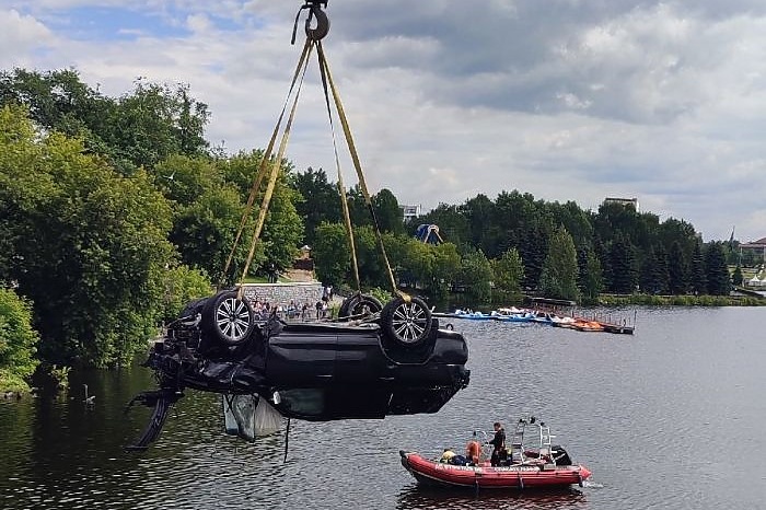 Прекращено уголовное дело о гибели молодых ребят, которые утонули в Lexus в Нижнем Тагиле