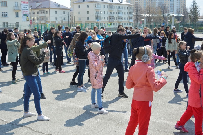 Свердловские полицейские поговорили со школьниками о ЗОЖе
