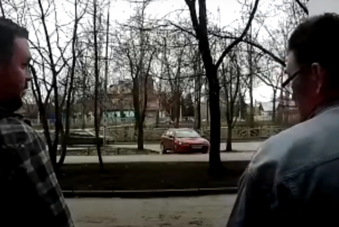 В Екатеринбурге мужчина напал на мальчика из-за шапки с буквой Z