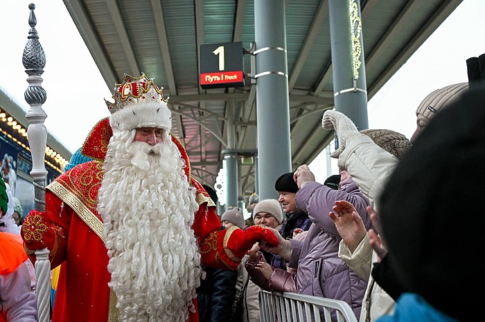 Поезд Деда Мороза нынче прибудет на Урал раньше прошлогоднего
