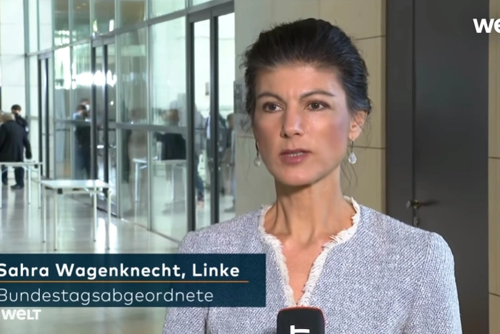 Сара Вагенкнехт: «Россию разоряют»