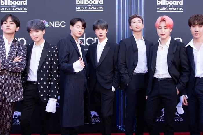 Участники популярной южнокорейской группы BTS пройдут службу в армии