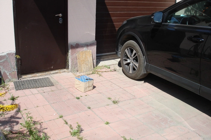 В Свердловской области неизвестные напали на дом бывшего депутата и спикера городской думы