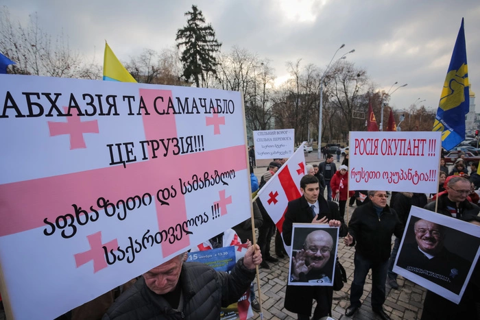 Украинский телеканал устроит флешмоб в поддержку обругавшего Путина журналиста