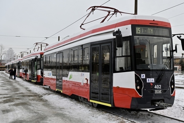 В Екатеринбурге решили отказаться от объединения двух трамваев с ВИЗа