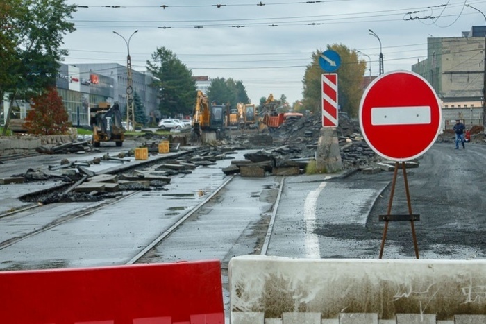 В Екатеринбурге перекроют движение по проспекту Ленина