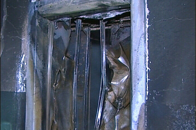 По факту возгорания лифтов на Шефской возбуждено уголовное дело