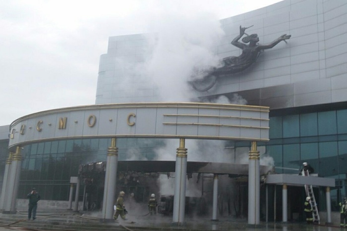 В Екатеринбурге начался ремонт кинотеатра «Космос»