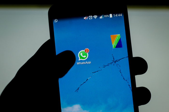 WhatsApp предупредил о скором удалении истории переписок, фото и видео юзеров