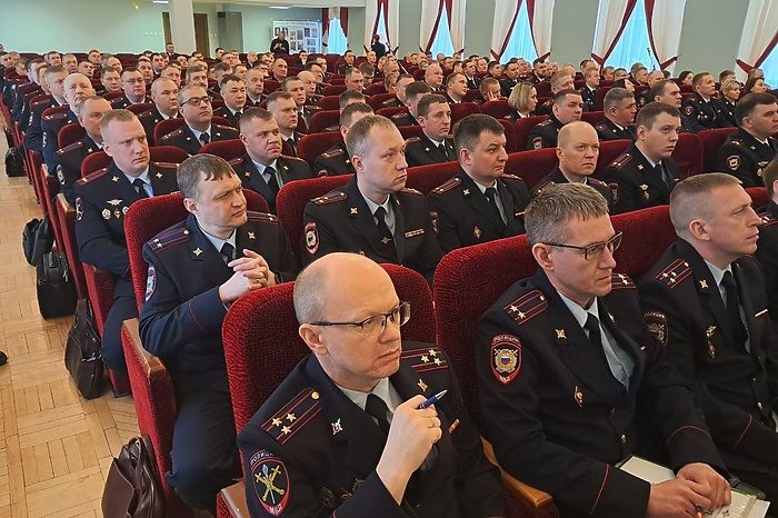 В полиции рассказали про демографическую ситуацию в Свердловской области