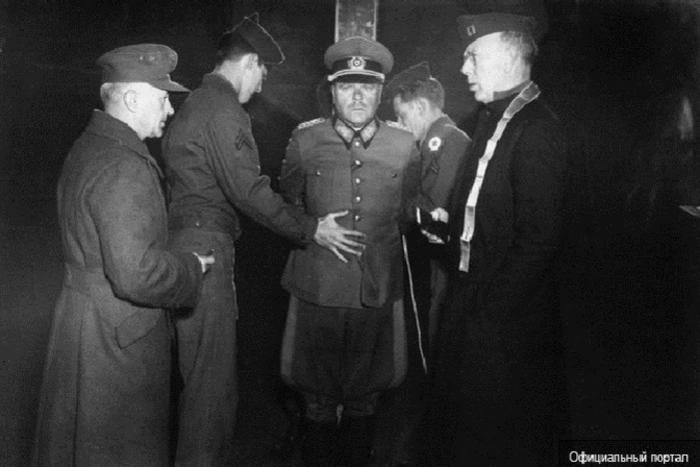 В Екатеринбурге внезапно закрылся фотографический музей «Дом Метенкова»