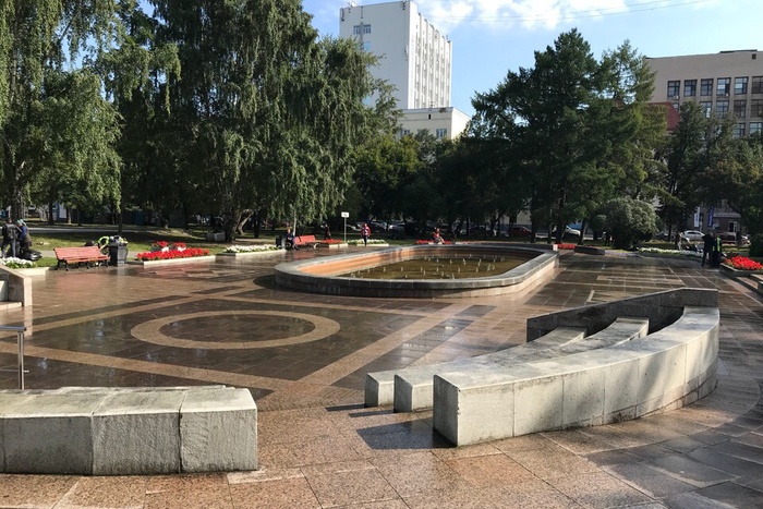В Екатеринбурге перестают работать фонтаны