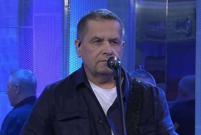 «Не хватает ресурсов». Лидер «Любэ» сорвался после вопроса журналиста о гонорарах