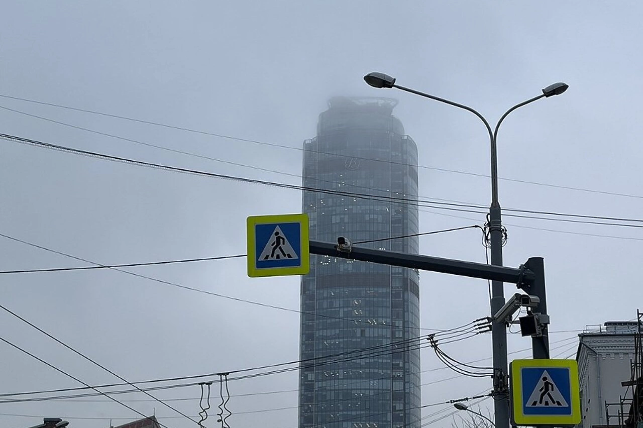 Для жителей квартала в центре Екатеринбурга, пострадавшего при ударе БПЛА, открыли «горячую линию»