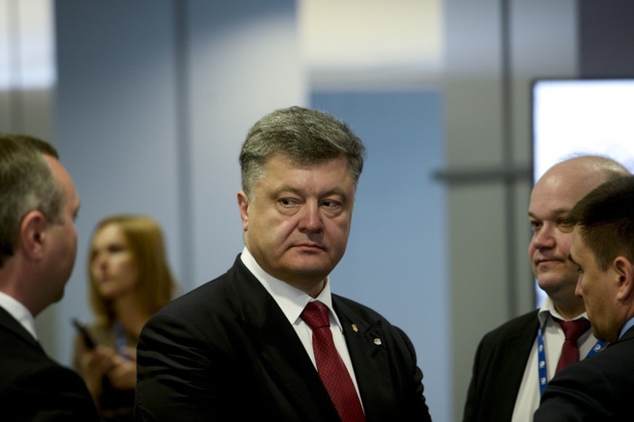 Порошенко исключил возможность братства России и Украины