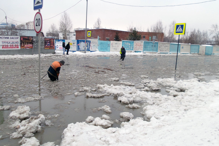 Якоб распорядился почистить все ливневки в Екатеринбурге