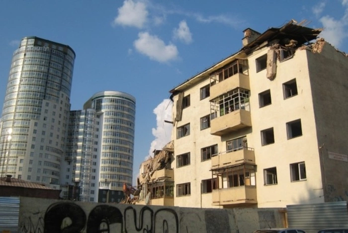 Екатеринбургский застройщик предложил реновацию жилья для домов на Декабристов