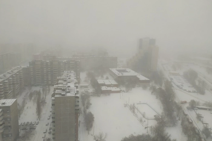 Из-за непогоды отменили автобусы между Екатеринбургом и Челябинском