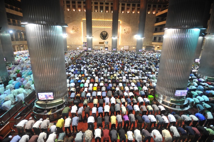 Начался священный для мусульман месяц Рамадан