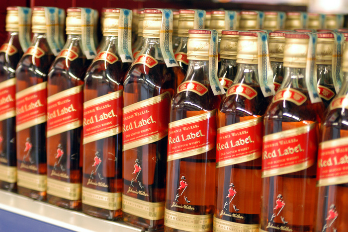 В Совфеде предложили увеличить возраст продажи алкоголя до 21 года