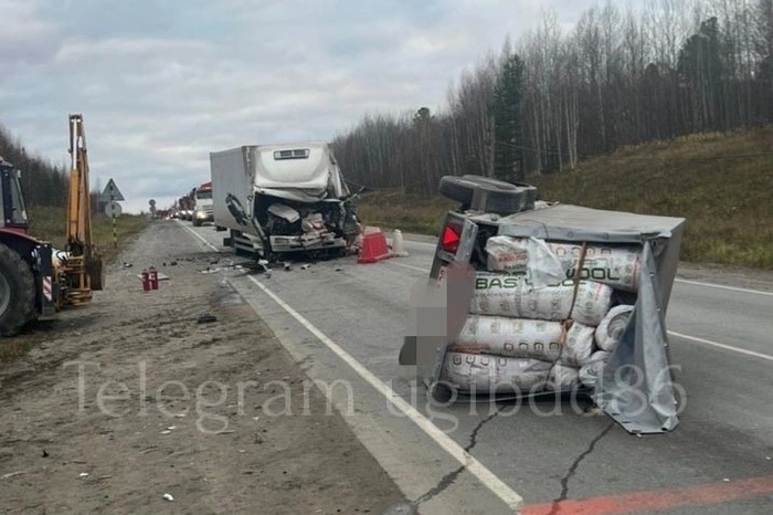 Екатеринбургский дальнобойщик погиб в ДТП на тюменской трассе