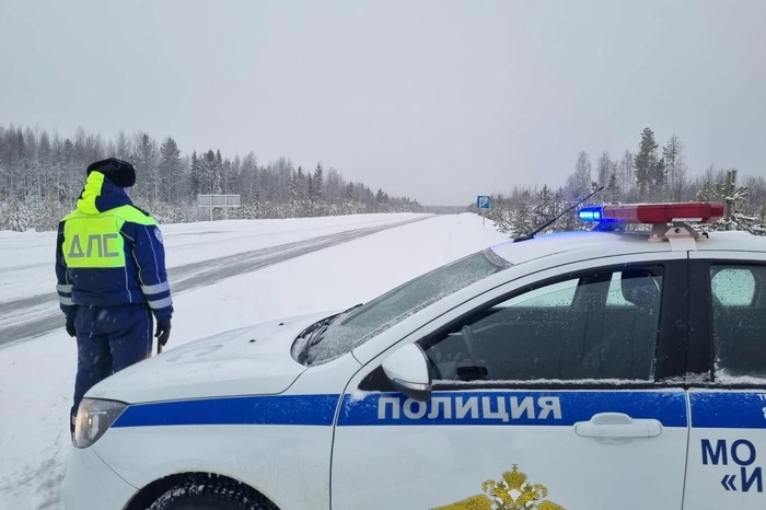 Пьяный мужчина угнал в Екатеринбурге два автомобиля и устроил ДТП