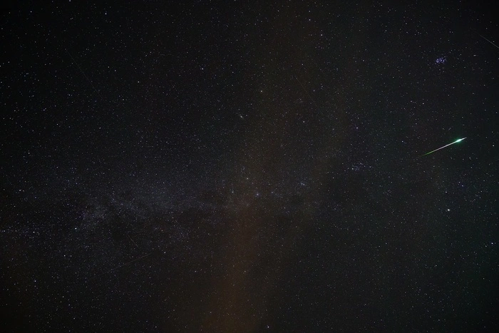 «Похож на болид»: в Свердловской области упал метеорит