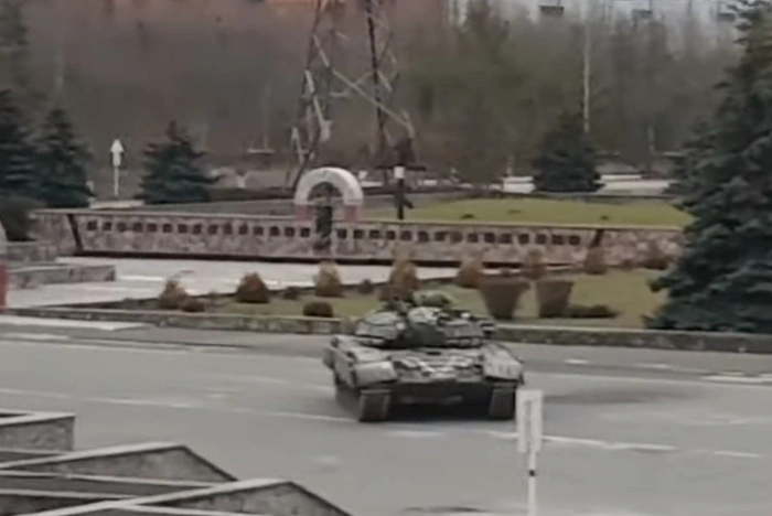 Российские и украинские военные вместе следят за безопасностью на Чернобыльской АЭС