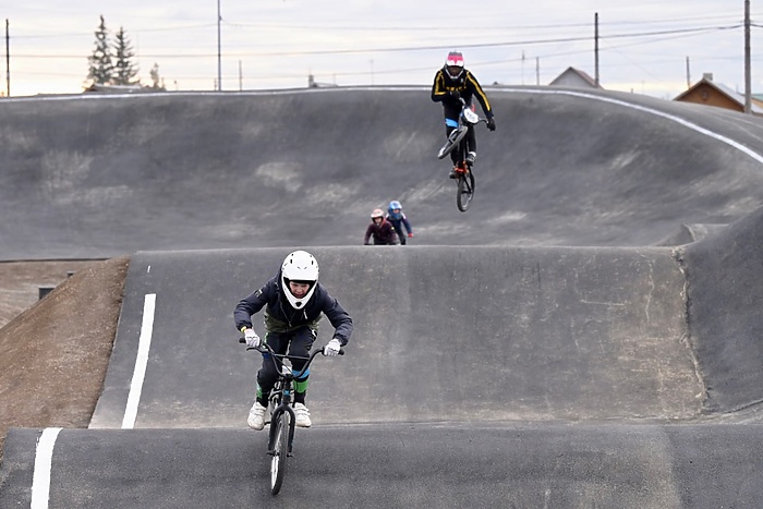 Трассу для BMX-спортсменов Свердловской области обустраивают под Богдановичем
