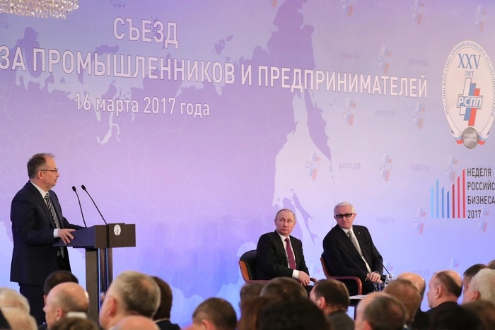 Лисин рассказал анекдот про зайца в ответ на предложение Белоусова