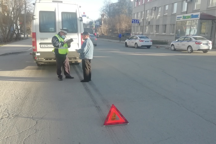 В Екатеринбурге автобус сбил ребёнка