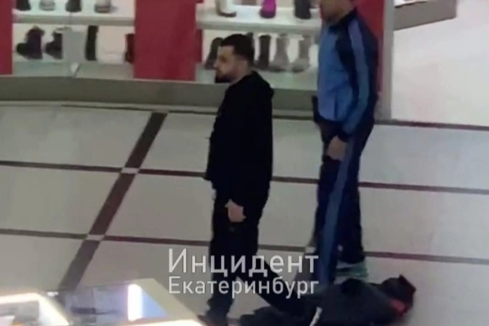 В «Гринвиче» двое мужчин устроили стрельбу из пистолетов