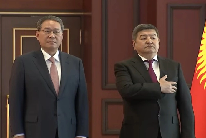 Зеленский заявил, что это он отказал во встрече Китаю, а не Китай ему