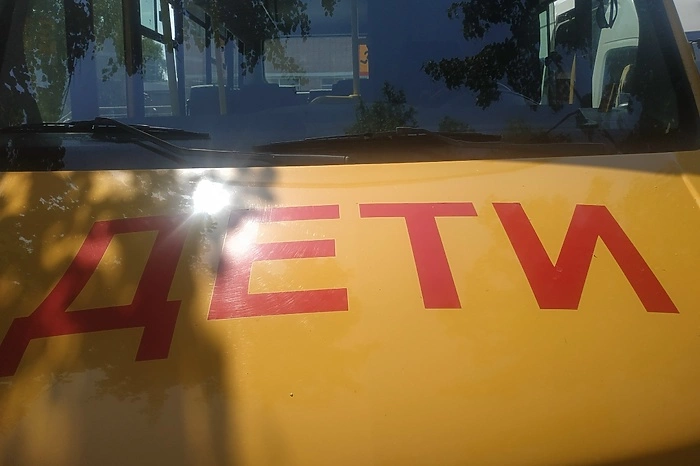 Детский автобус попал в ДТП на Урале