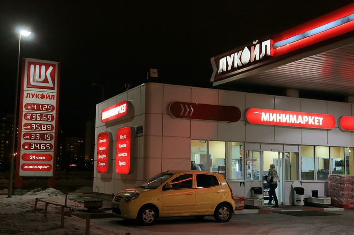 30% автозаправок Свердловской области продают некачественный бензин