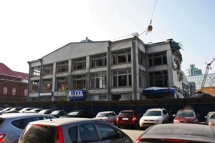 Снос хрущевок для Екатеринбурга неактуален: «Нам бы сначала бараки расселить»