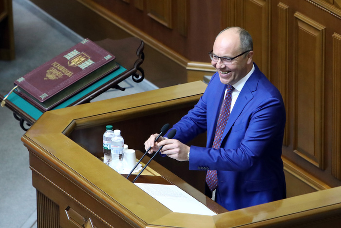 Депутата Рады из санкционного списка задержали в Чехии с фальшивыми евро
