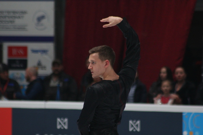 Фигурист Максим Ковтун завоевал золото на международном турнире в Таллине