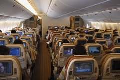 Опрос: 91% авиапассажиров раздражают откидывающиеся кресла