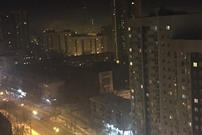В Екатеринбурге сильный смог, горожане жалуются на резкий запах