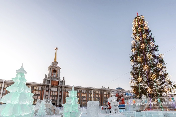 Стало известно, как будет работать Ледовый городок на площади 1905 года
